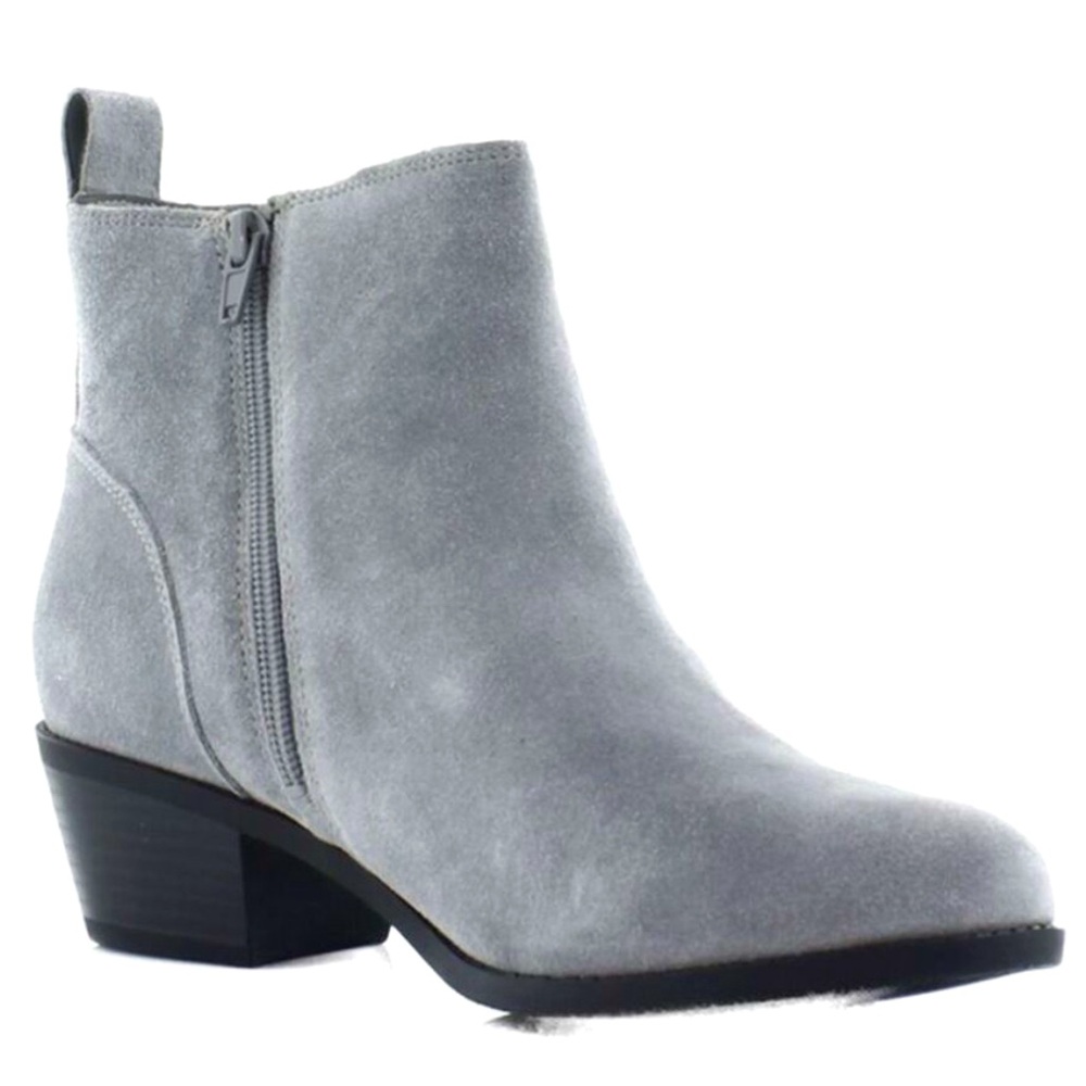Vionic  Roseland water repellent suede boot.  Gray size 10M‎